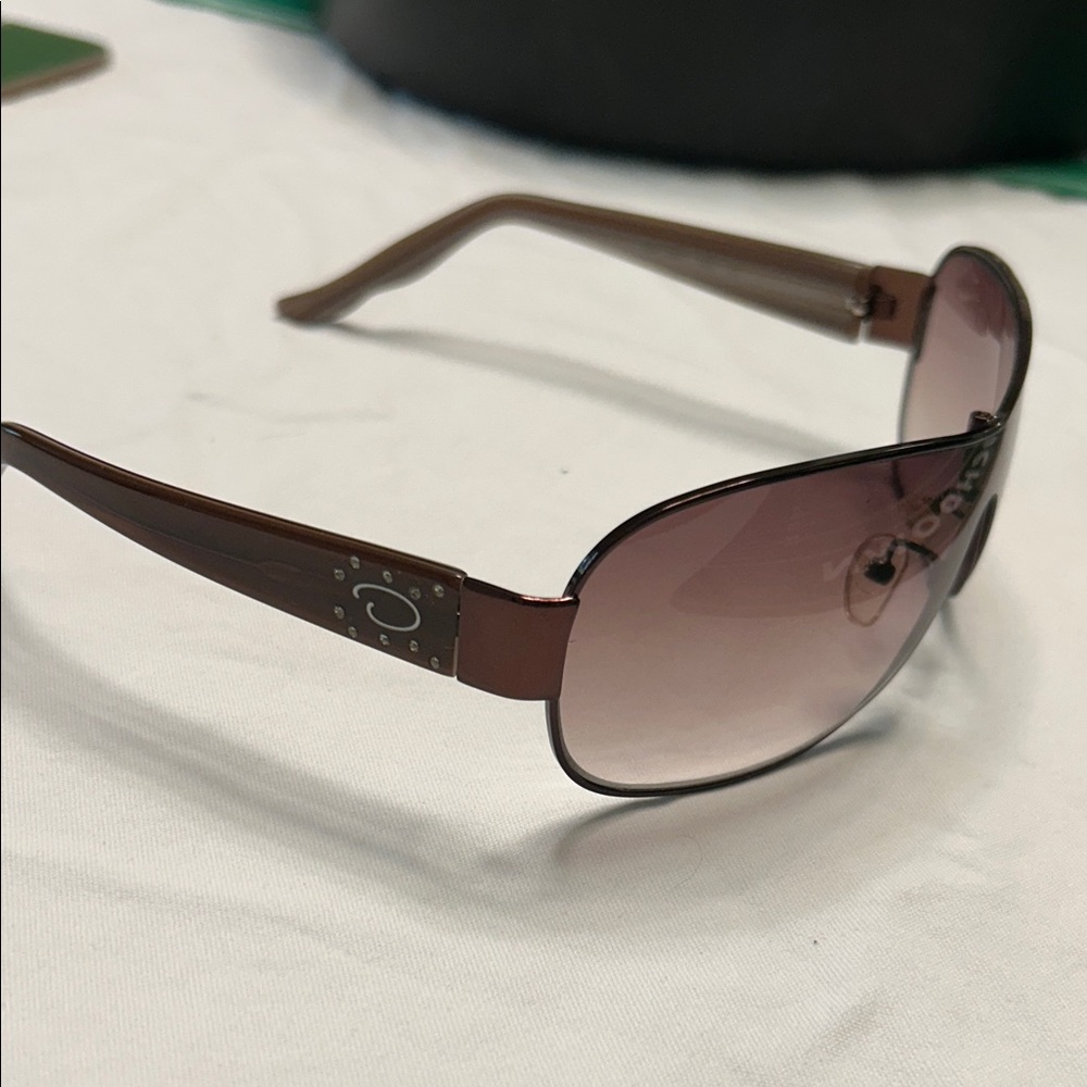 Oscar de la Renta Dark Brown Sunglasses - Picture 5 of 6